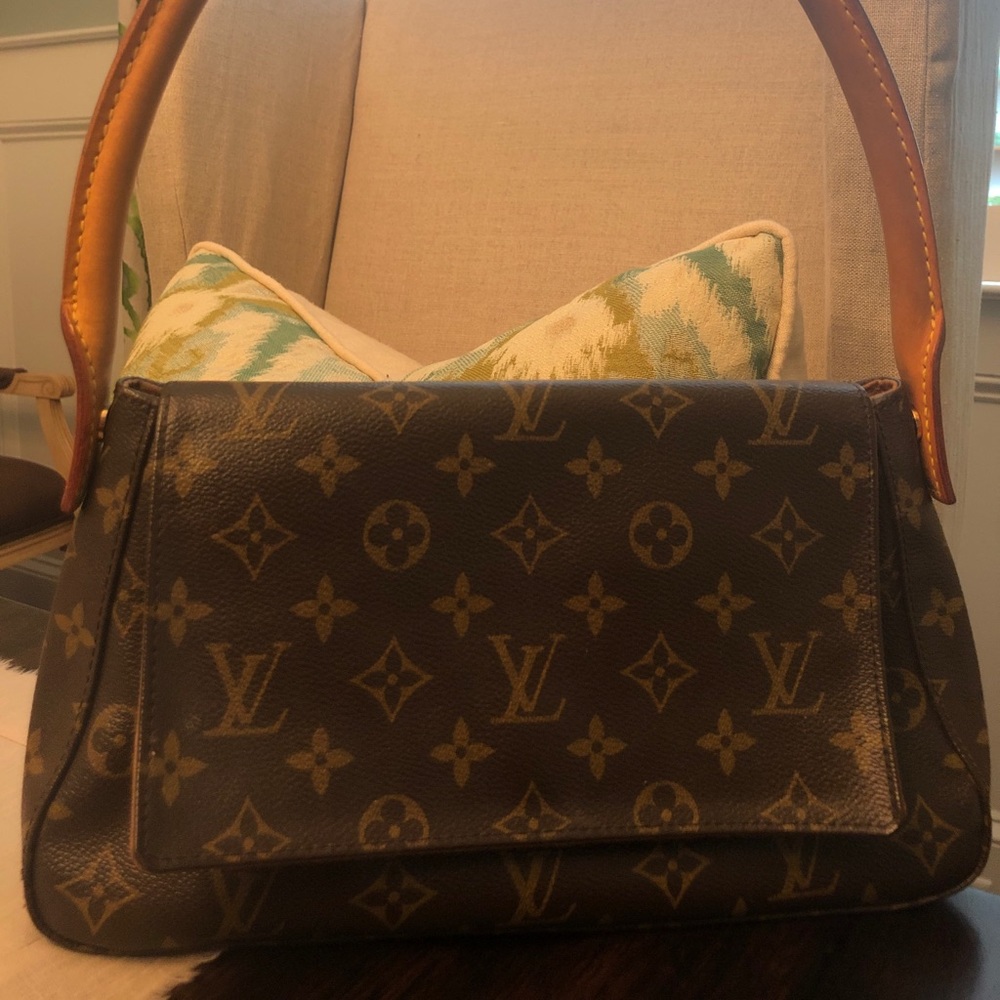 Authentic Louis Vuitton Looping bag